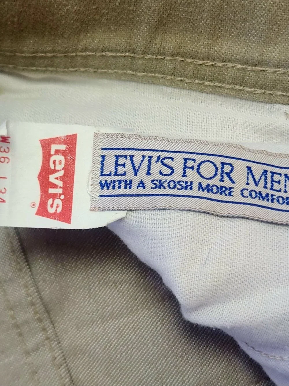 vintage Levi's 34 men's tan chambray 5 pocket c1980
